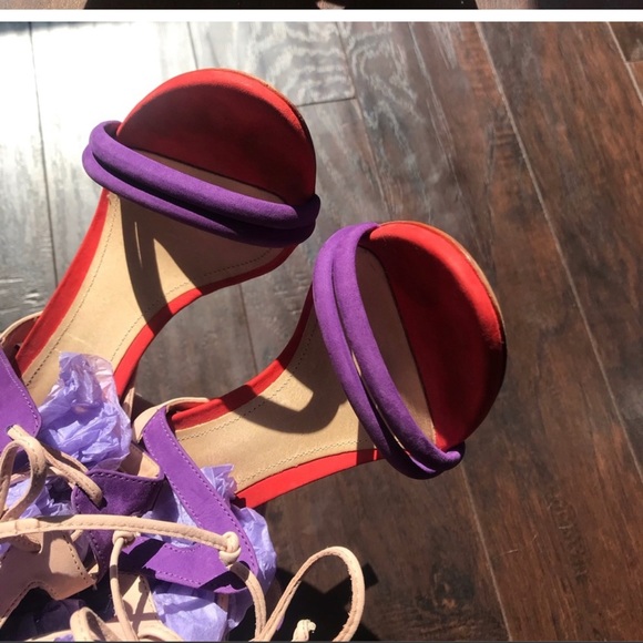 Schutz Delmano heels in Purple Cherry/Peach - Picture 4 of 4
